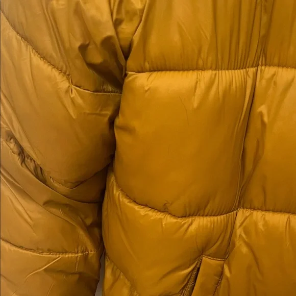 Old Navy Mustard Puffer Jacket - Picture 3 of 4